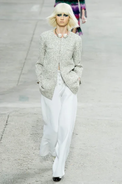 Look 51